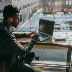 BIOLITE CHARGE 80 PD -Wildernessshop Shop Charge80 lifestyle 2 1200x1200 1a3fefe3 b8be 49ec a9aa 6e8ad3c66cb0