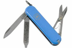 VICTORINOX CLASSIC -Wildernessshop Shop Vicnox Classic SummerRain2